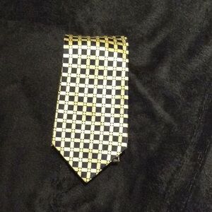 100 percent silk tie